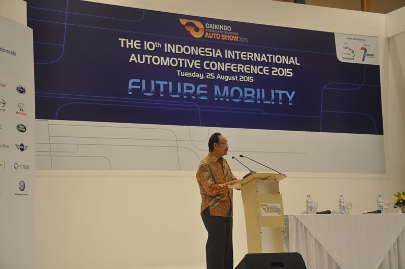 Pemerintah Mendorong Industri Memproduksi Mobil Bi-fuel