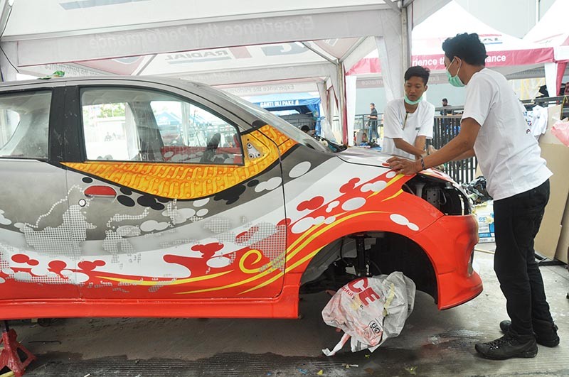 GIIAS Tampilkan Aksi Modifikasi