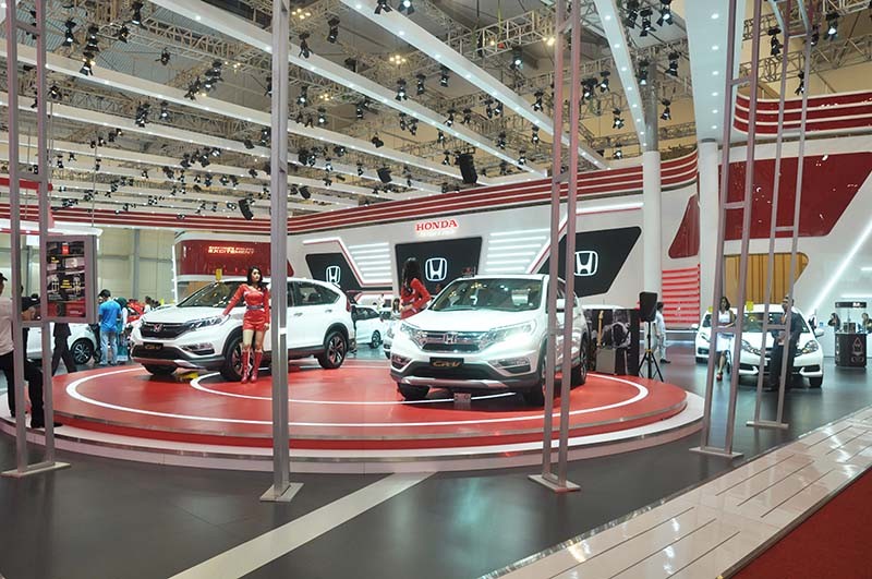 20 APM Ramaikan Pameran Mobil JAS 2015
