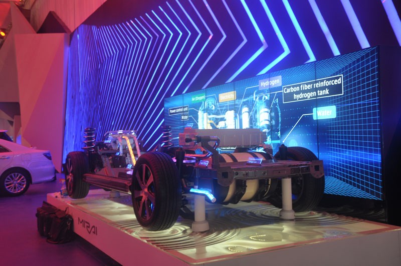 Toyota Mirai, Teknologi Motor Listrik Bertenaga Hidrogen di GIIAS 2015