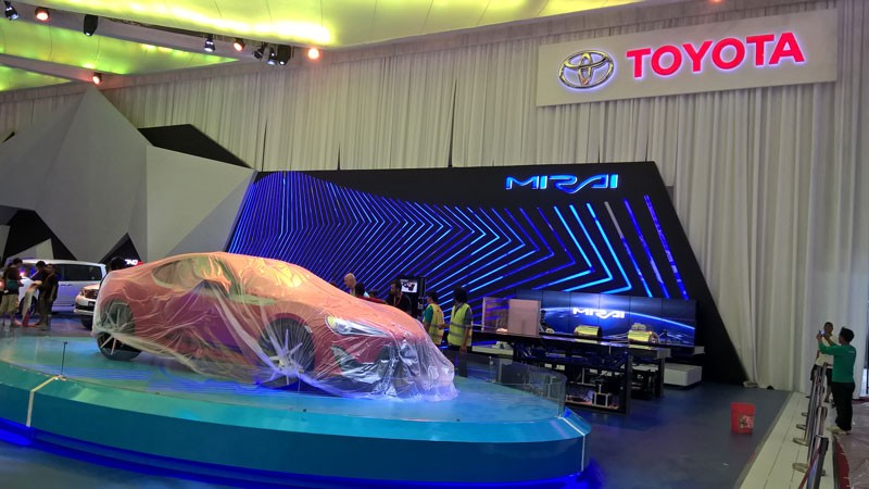 Mengintip Teknologi Baru di GIIAS 2015