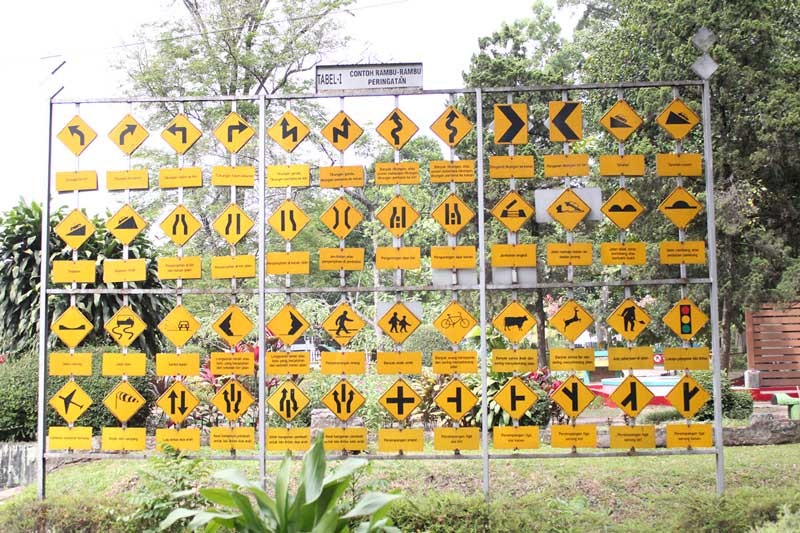 Rambu Lalu-lintas Baru Perlu Rp 1,5 Triliun