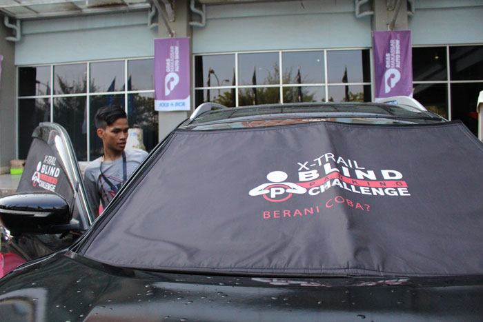 Parkir Tanpa Melihat di GIIAS Makassar 2015