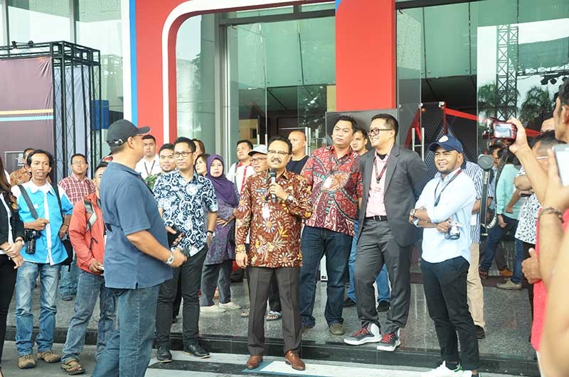 Off Road Challenge di GIIAS 2015 Surabaya