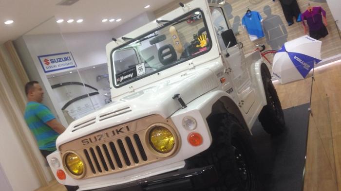 Suzuki Jimny Klasik Ramaikan GIIAS Surabaya 2016