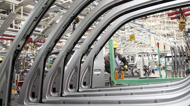 Indonesia Domestic Car Sales Up 4.5 % in 2016