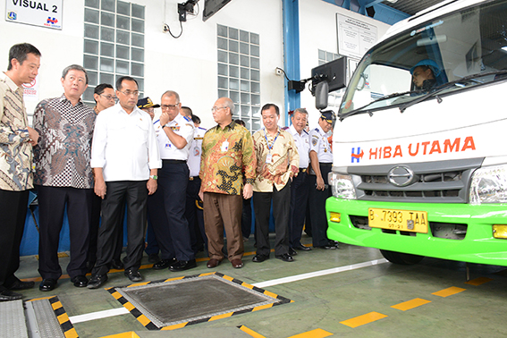 To Improve Road Safety, GAIKINDO Cooperates with Ministry of Transportation