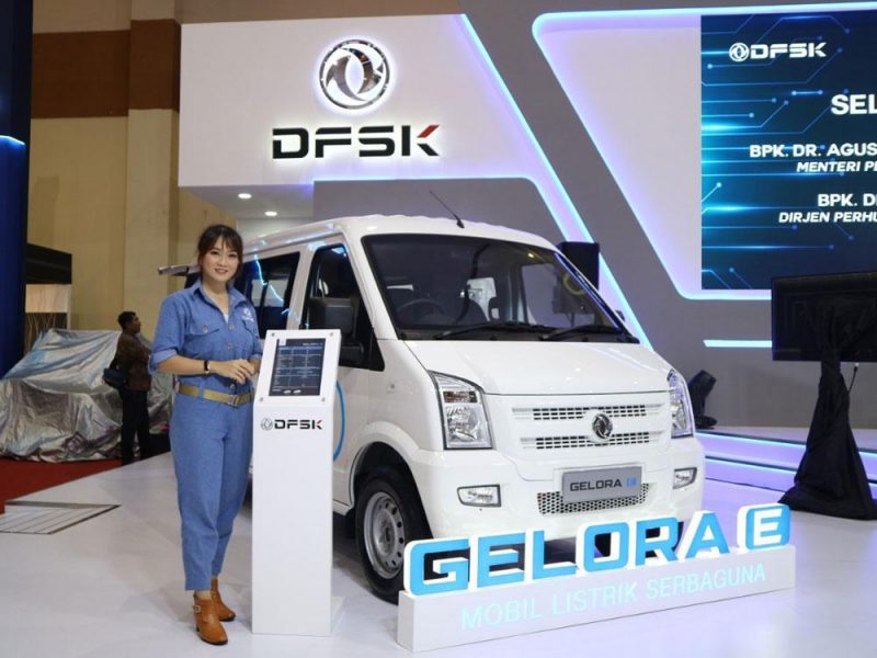 DFSK: Beli Mobil Online Meningkat, Tenaga Penjual tetap Punya Peran