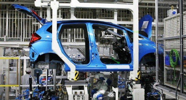 Otomotif Indonesia Mulai Bergerak; Toyota, Daihatsu, Suzuki, Mitsubishi, Honda Buka Outlet