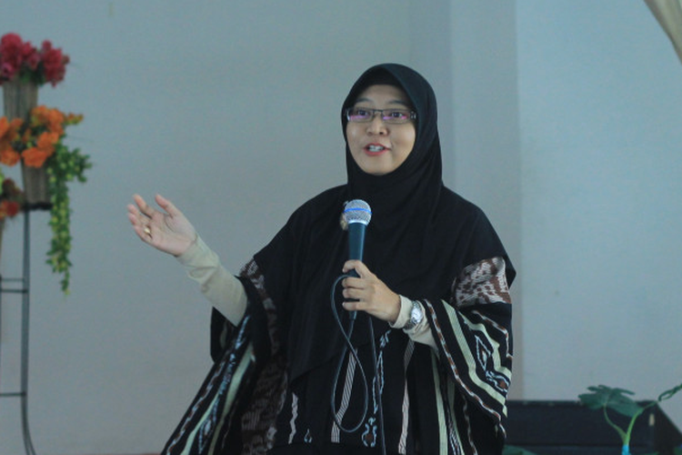 Raih Penghargaan Wanita Terhormat di Industri, Dosen UGM pernah Riset dengan Toyota