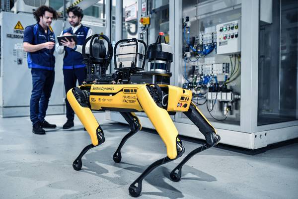 BMW dan Hyundai Pekerjakan Robot untuk Mendeteksi Masalah di Pabriknya