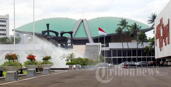 Usulan DPR ke Polisi: Hapus Biaya Perpanjangan SIM dan STNK