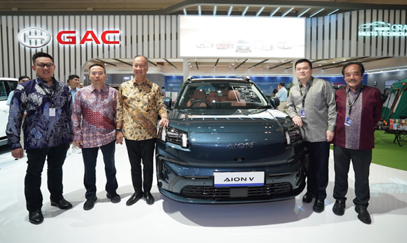 GIIAS 2025: Suasana Booth GAC Aion di Hall 3